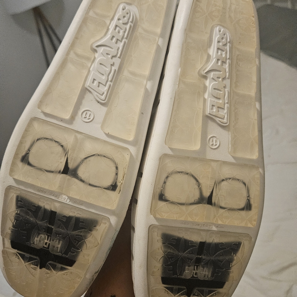 Hardy Floafers size 11 men